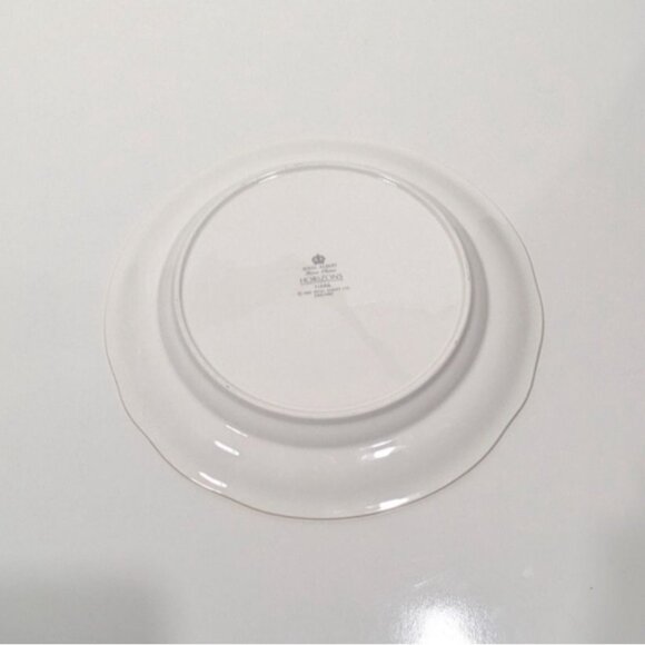 Royal Albert Bone China Horizon Shape Tiara Dinner Plate White Elegant Tableware - Picture 5 of 6
